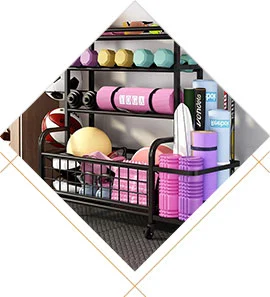 Kovový stojan na vybavenie telocvične